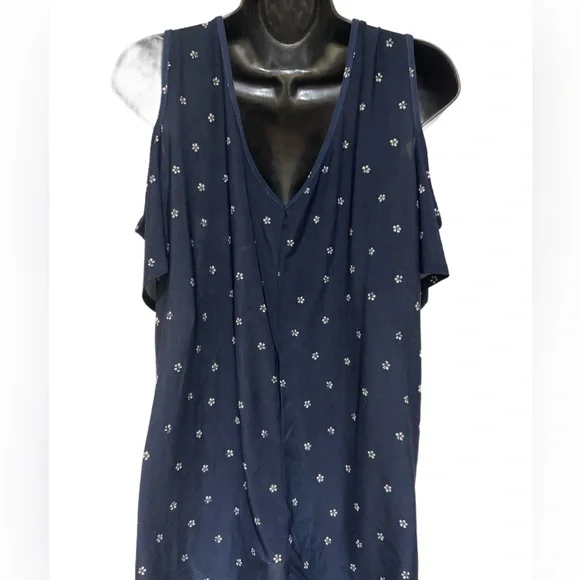 Women's V-Neck Cold Shoulder Blouse - Navy and Pink - Picture 6 of 6